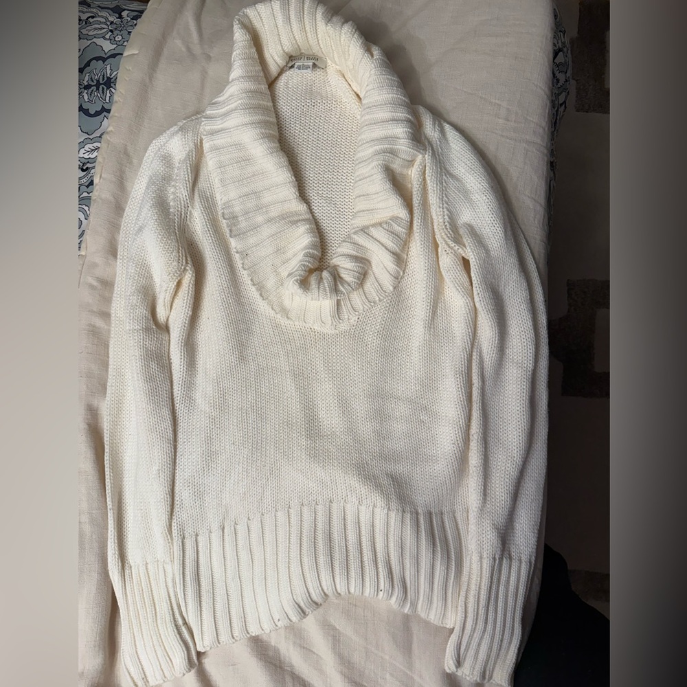 White House Black Market Sweater